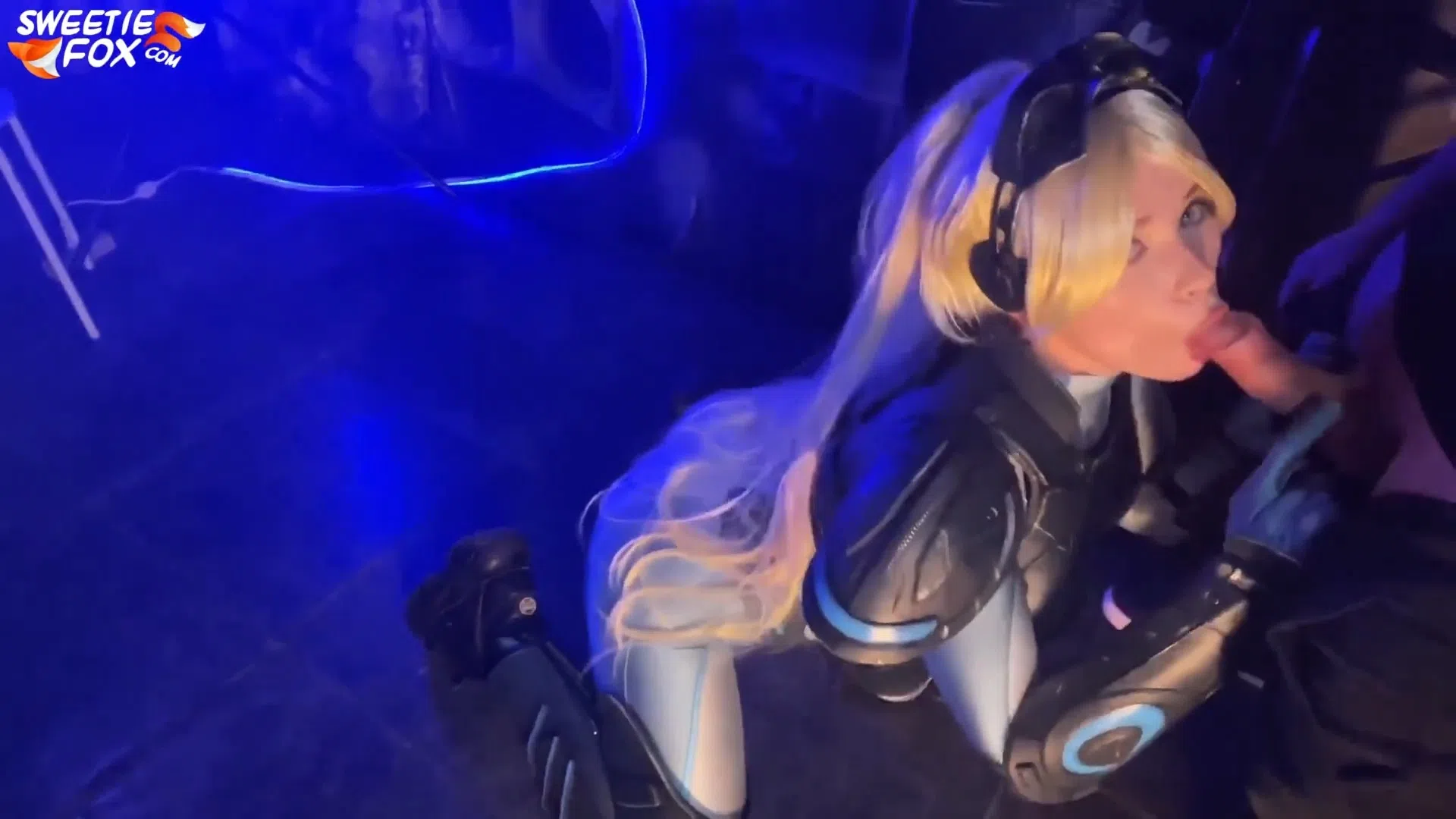 Sweetie Fox Nova Starcraft Suck Swallow Cum